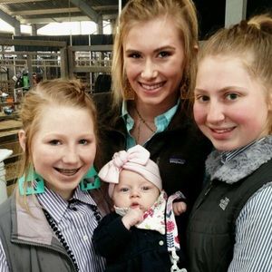 Meet your Posher, Anna